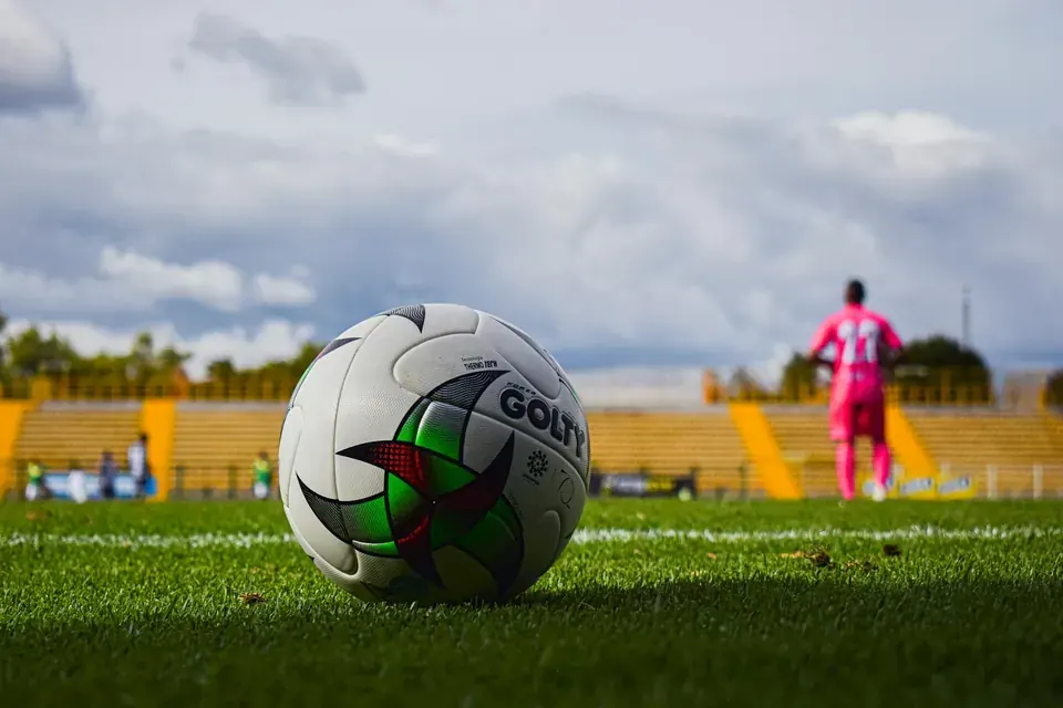 Sunderland Defence 2025/26: Goals Conceded, Clean Sheets and Tactics